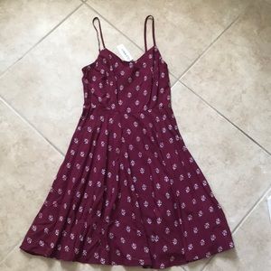 Old Navy Burgundy Dress